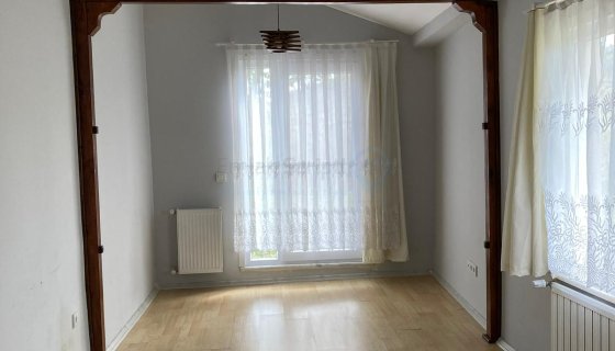Beykoz Elmalı 1+1 , mutfak eşyalı, tadilattan geçmiş, bahçe katı 